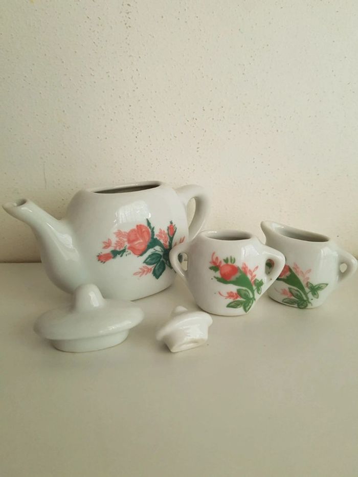 Dînette en porcelaine fleurs - photo numéro 9