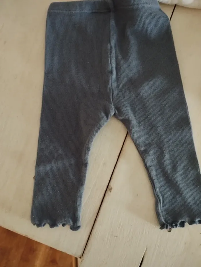 Lot de 5 vêtements bébé fille hiver 9 mois – Obaïbi 🌸👶 - photo numéro 2