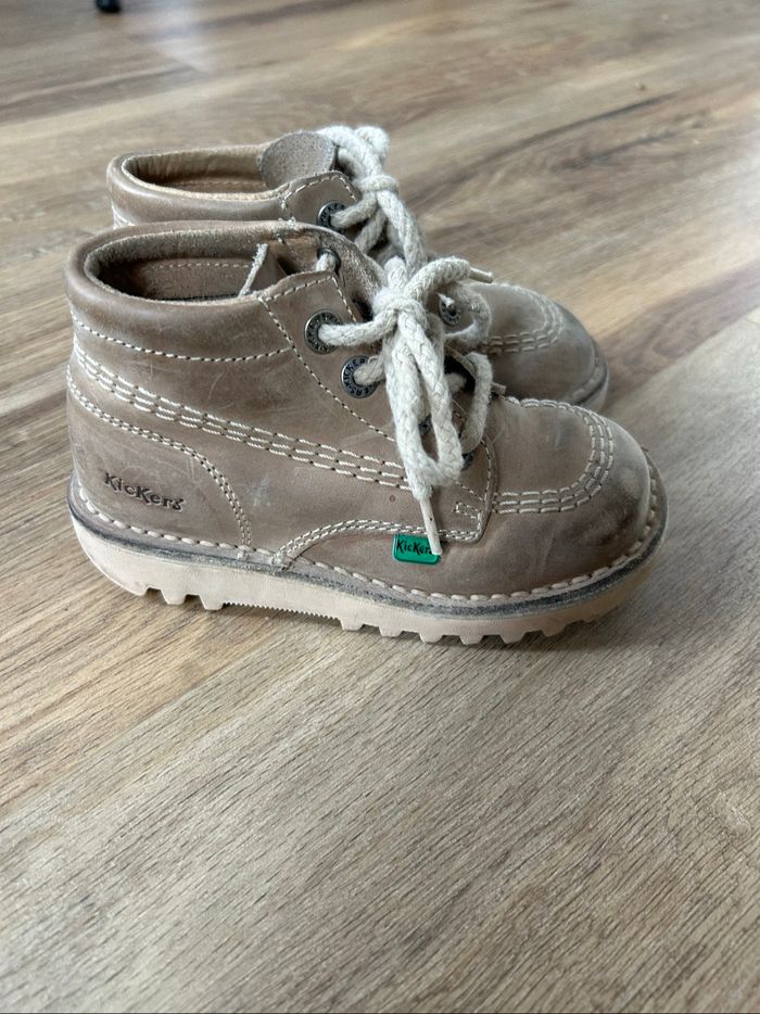 Chaussures T26 kickers - photo numéro 2