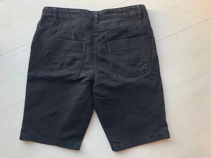 Short noir - photo numéro 2