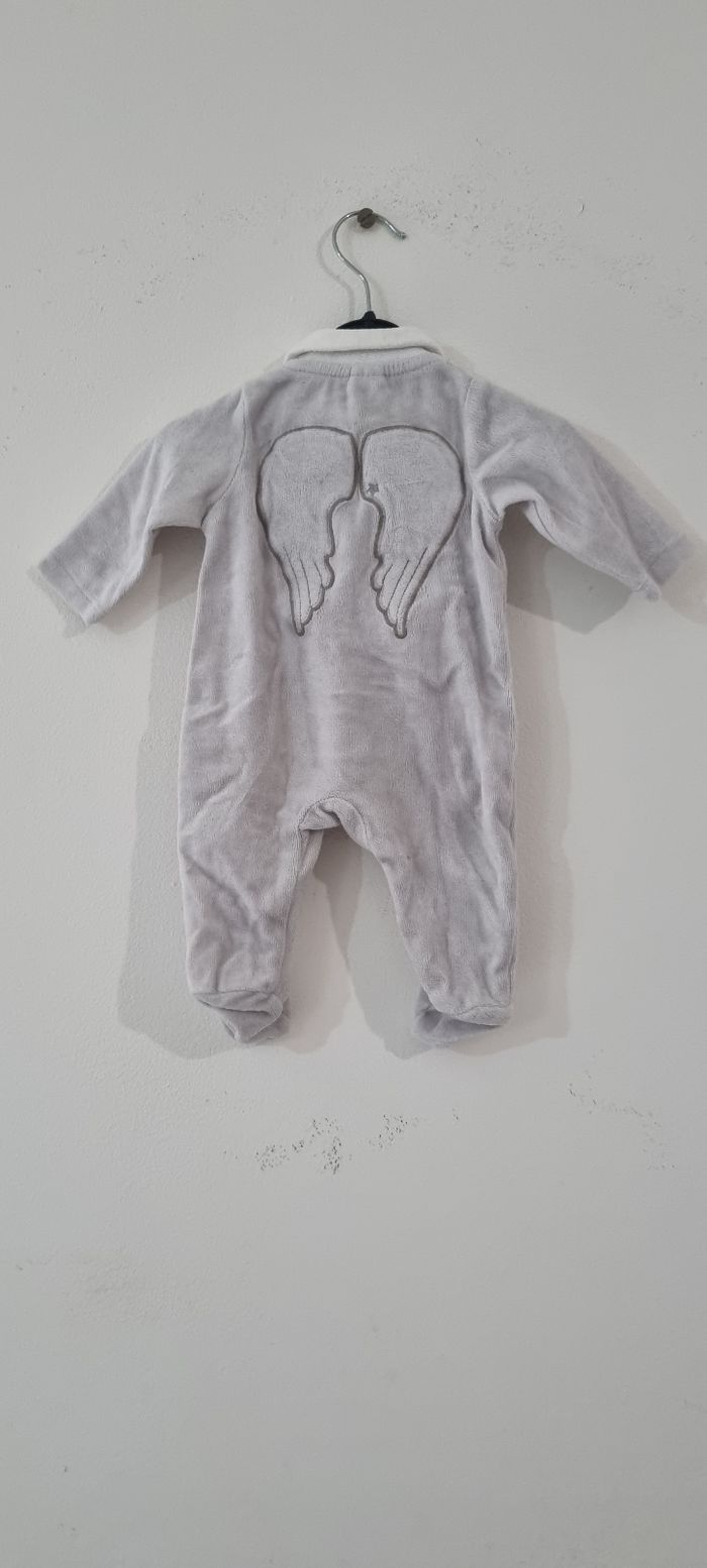 Lot pyjama 0 mois - photo numéro 4