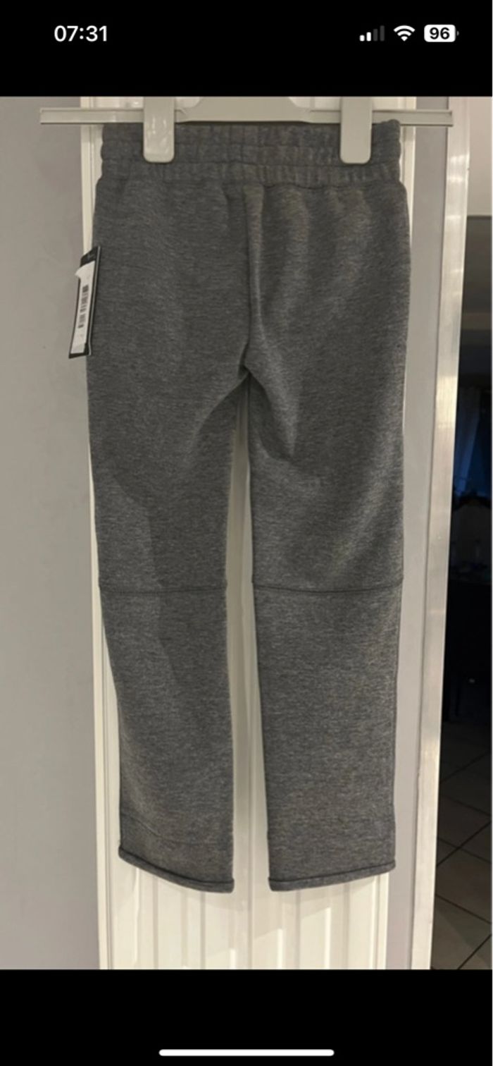 Ensemble Nike Tech fille 6/7 ans - photo numéro 6