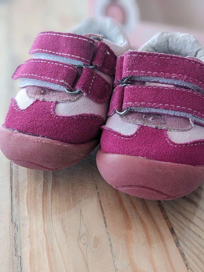 Chaussure premier pas - taille 18/19 très bon etat - photo numéro 4