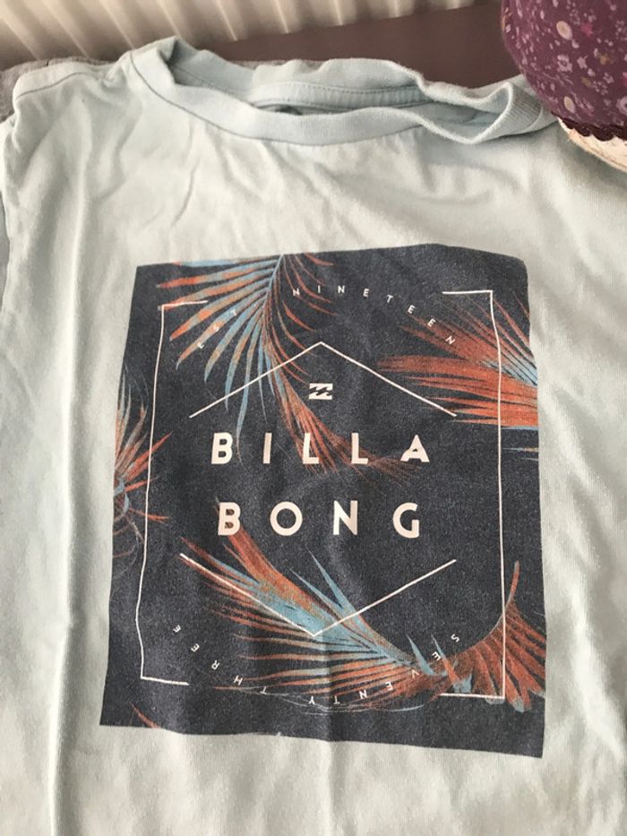 Lot 2 tee shirts Billabong 8 ans - photo numéro 2