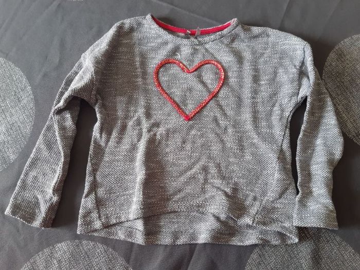 Pull gris