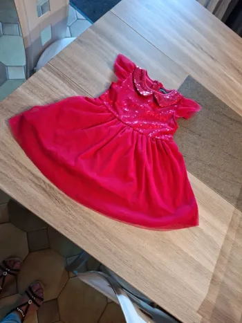 Robe paillettes fushia