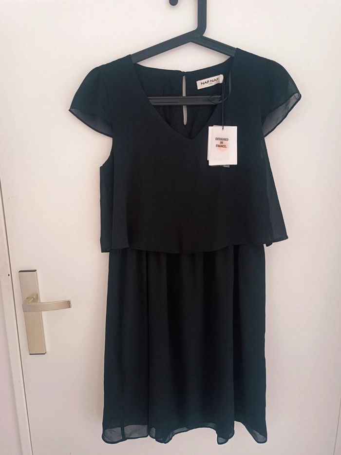 Robe noire habillée chic effet superposition Taille 38 Naf Naf Neuf avec étiquette - photo numéro 2