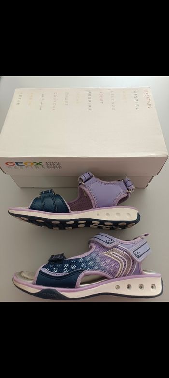 Sandales lumineuses Geox fille en 30