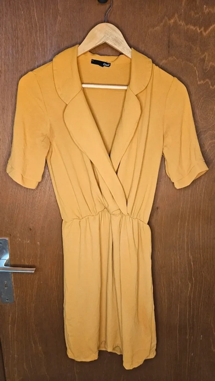 Robe jaune moutarde Etam - photo numéro 2