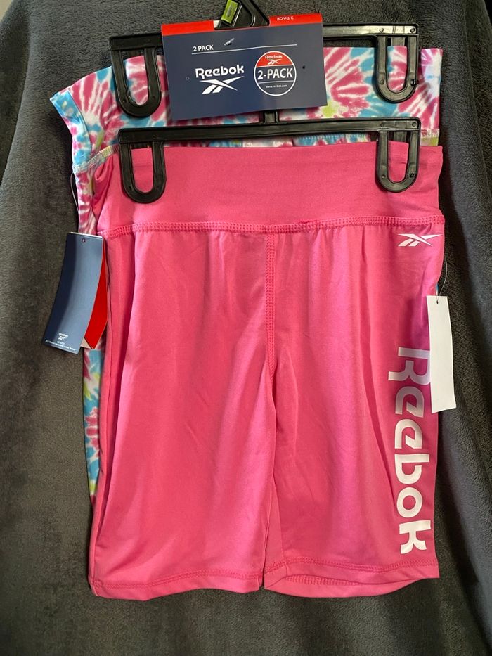 Lot de 2 shorts sport reebok 14/15 ans neuf