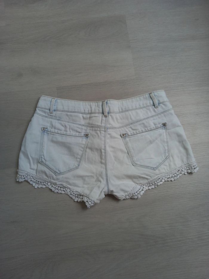 Superbe short en jeans avec dantelle Springfield taille 36 - photo numéro 2