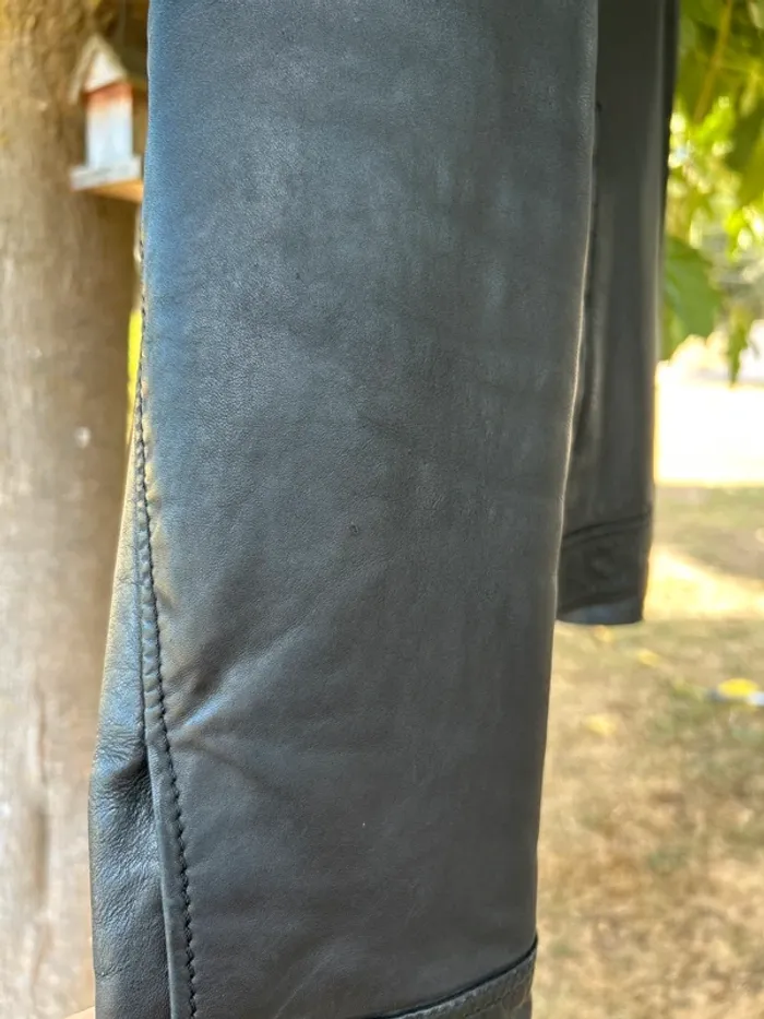 Veste en cuir noire - photo numéro 5