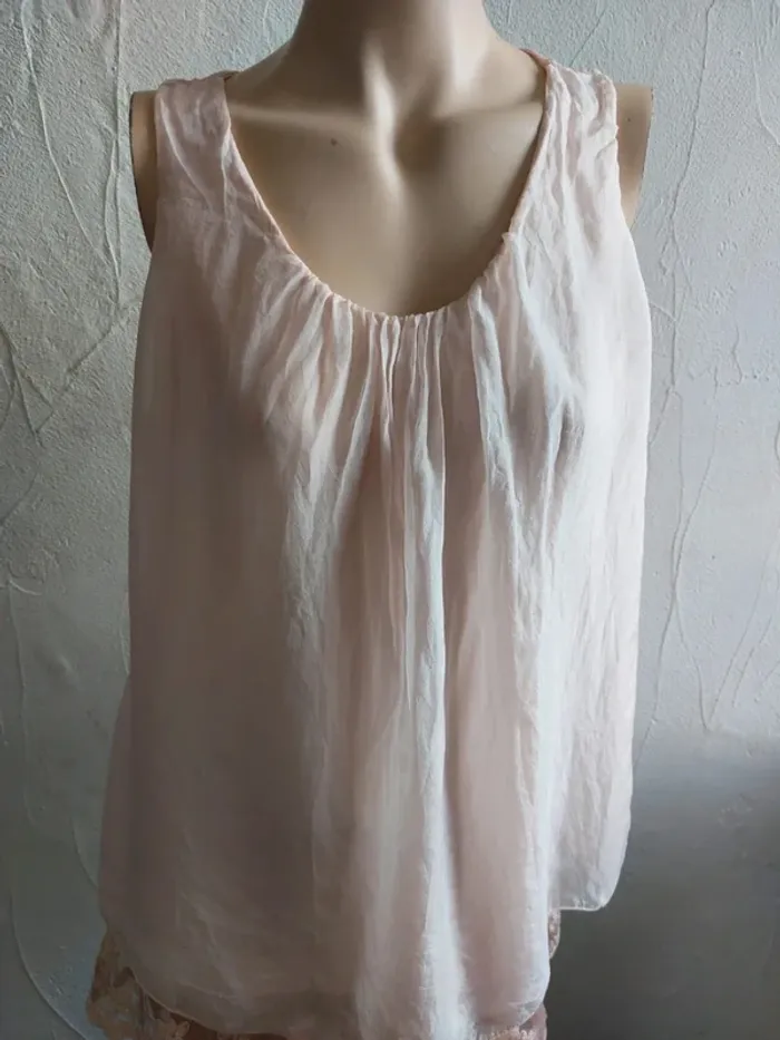 Blouse légère avec dentelle - photo numéro 2