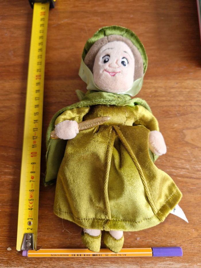 Peluche Pâquerette fée la belle au bois dormant /Europe Disney /Disneyland - photo numéro 14