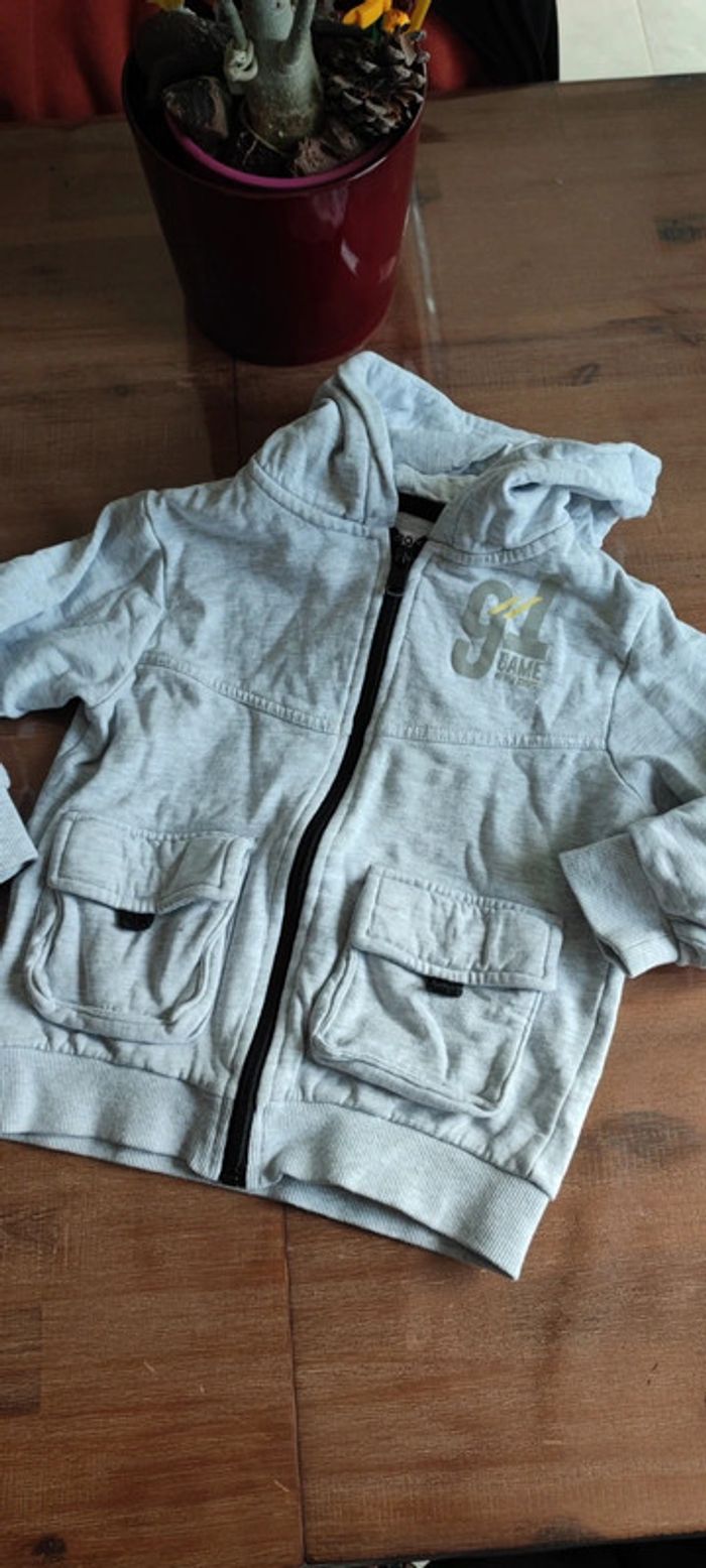 Gilet sweat gris clair 5ans