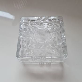 Magnifique coffret en verre