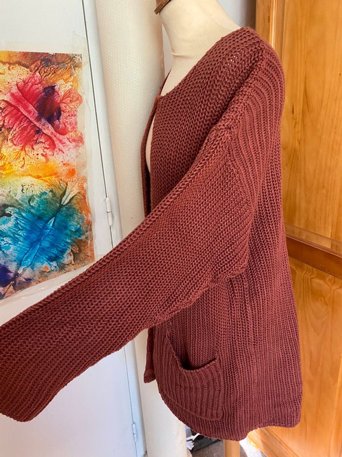 Beau gilet mi-long marron T. 46 femme TBE - photo numéro 4