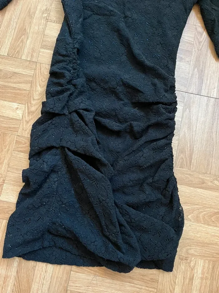 Robe noire en dentelle Sandro - photo numéro 5