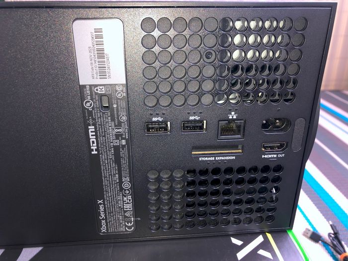 Microsoft Xbox Series X - photo numéro 7