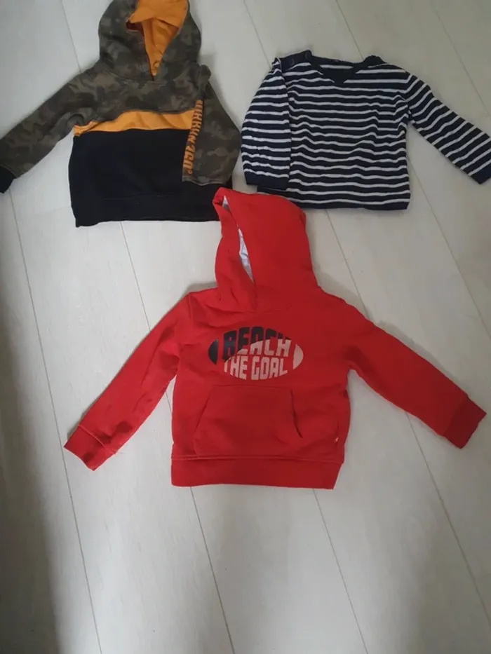 Lot pull 3ans - photo numéro 3