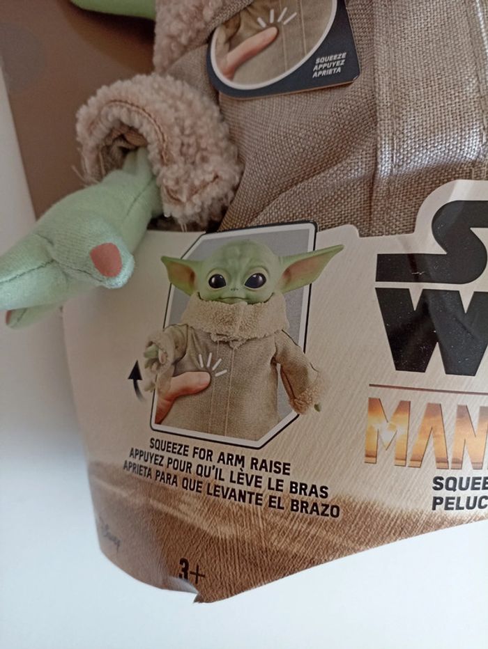 Peluche animée grogu baby yoda - photo numéro 2