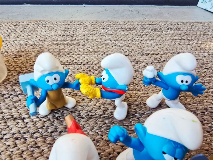 Lot 23 Jouets figurines Schtroumpfs Mcdo - photo numéro 3