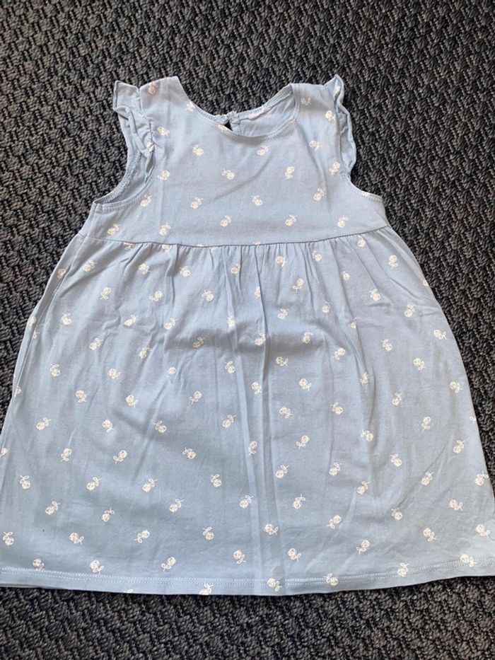 Robe manches courtes