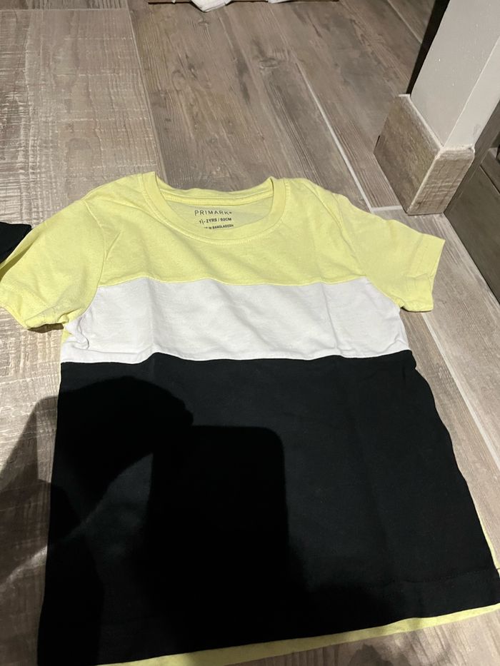 Lot de 2 t-shirt 18 mois - photo numéro 3