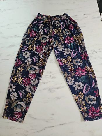 Pantalon fluide et légé à fleurs taille S