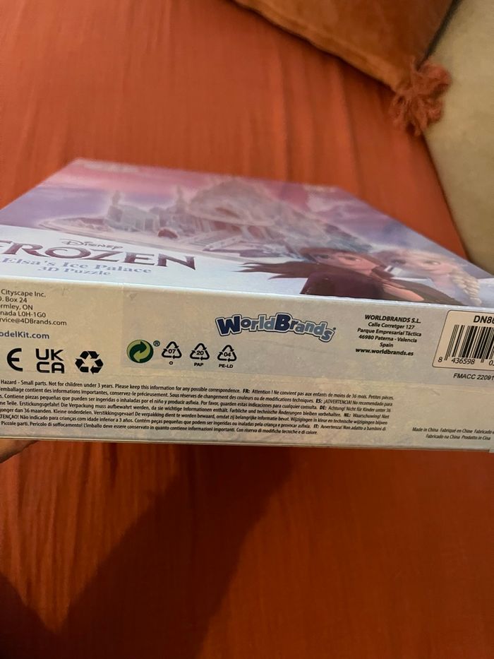 Puzzle 3D la reine des neiges neuf - photo numéro 3