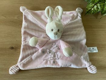 Doudou plat lapin rose etoile argent brodé attache sucette Simba toys neuf