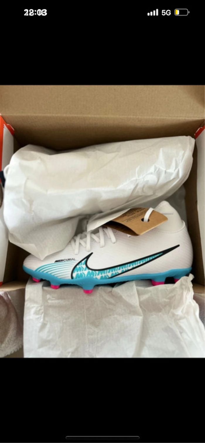 Crampon enfant Nike avec lacets - photo numéro 5