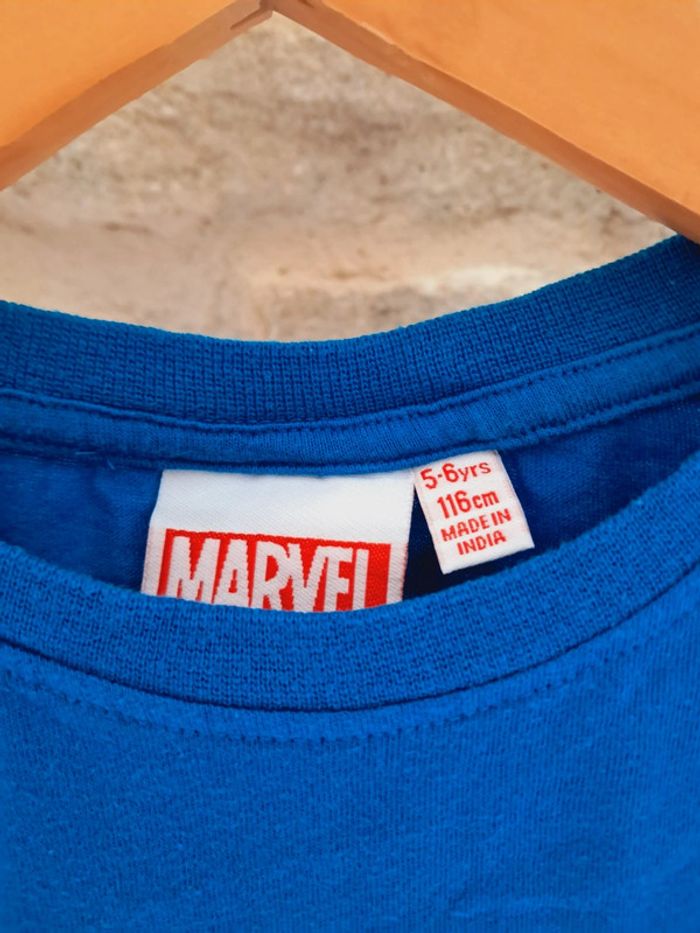 Neuf 🏷 Tee shirt marvel bleu 6 ans - photo numéro 2