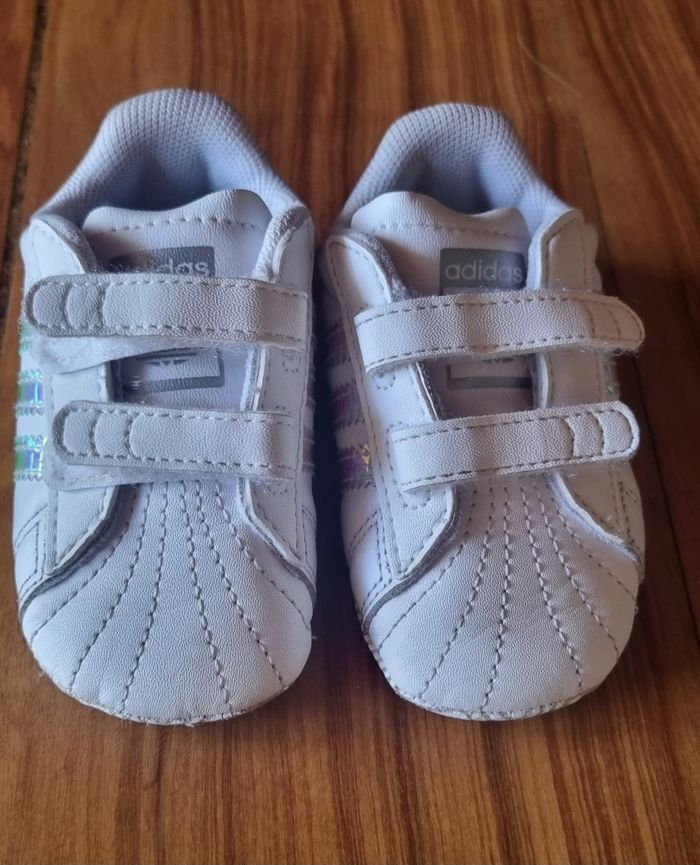 Chaussure adidas - photo numéro 3