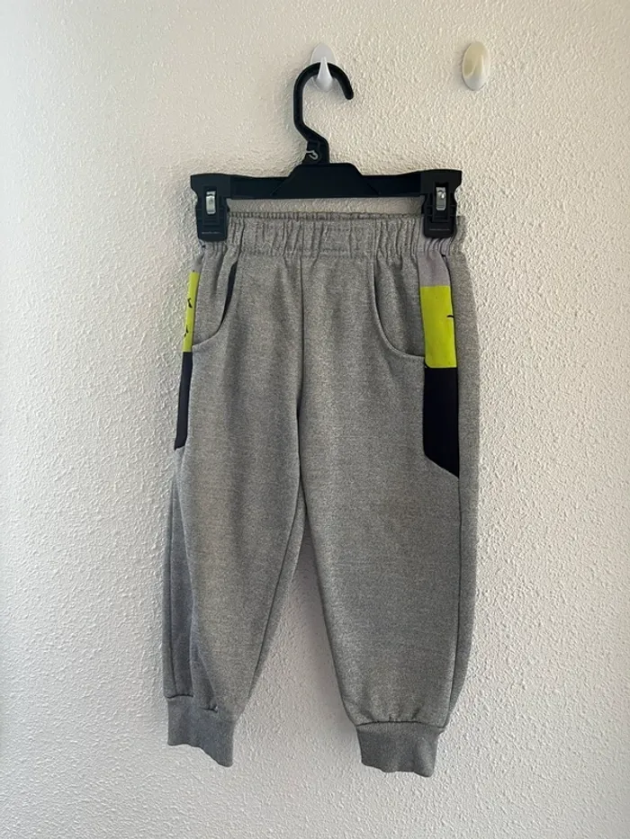 Jogging taille 3 ans 💫