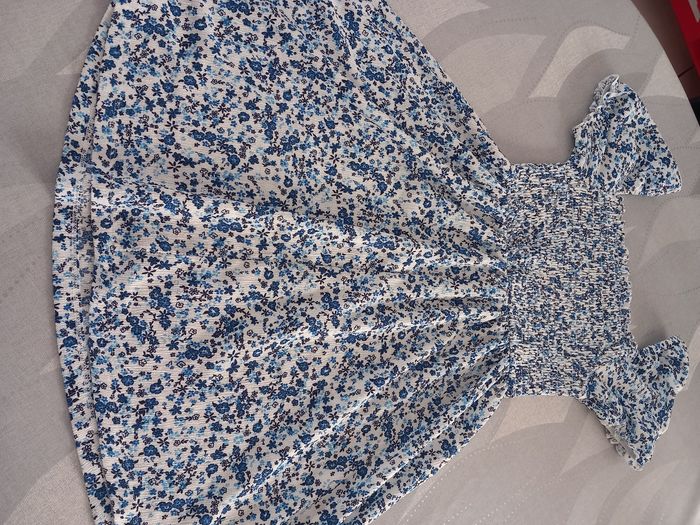 Robe à fleurs - photo numéro 2
