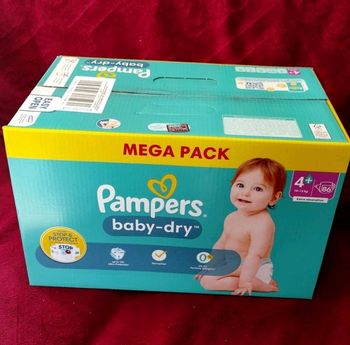Couche Pampers taille 4+