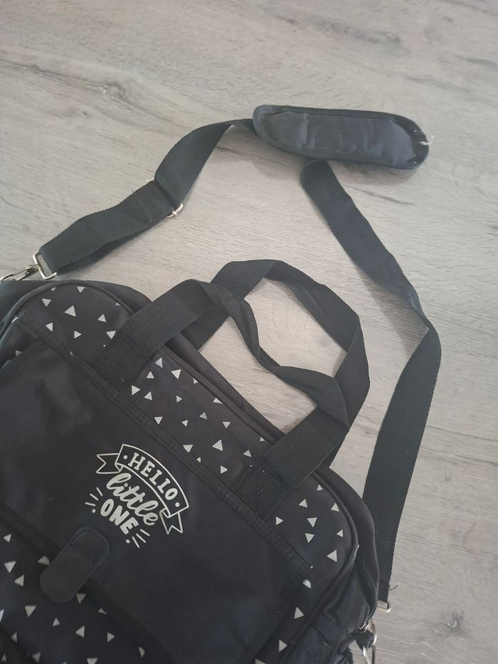 🌷Sac allongé + Tapis de change🌷 - photo numéro 5