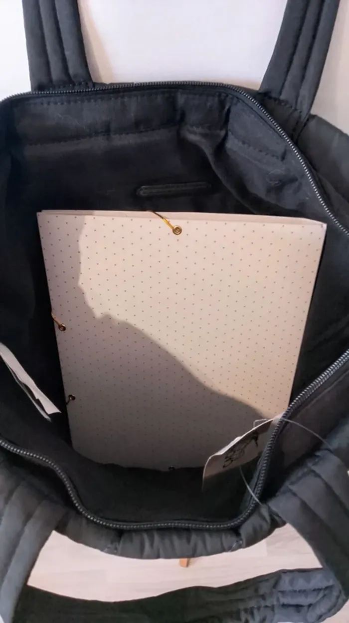 Grand sac fourre tout matelassé, imperméable - photo numéro 5