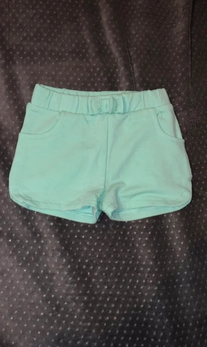 Short 9 mois
