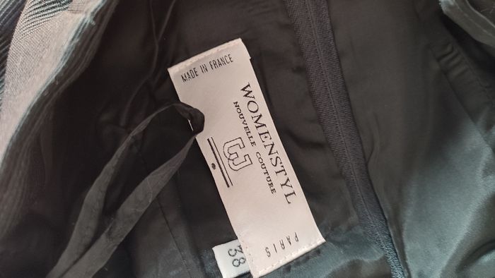 Jupe classique noire habillée T34 - photo numéro 5