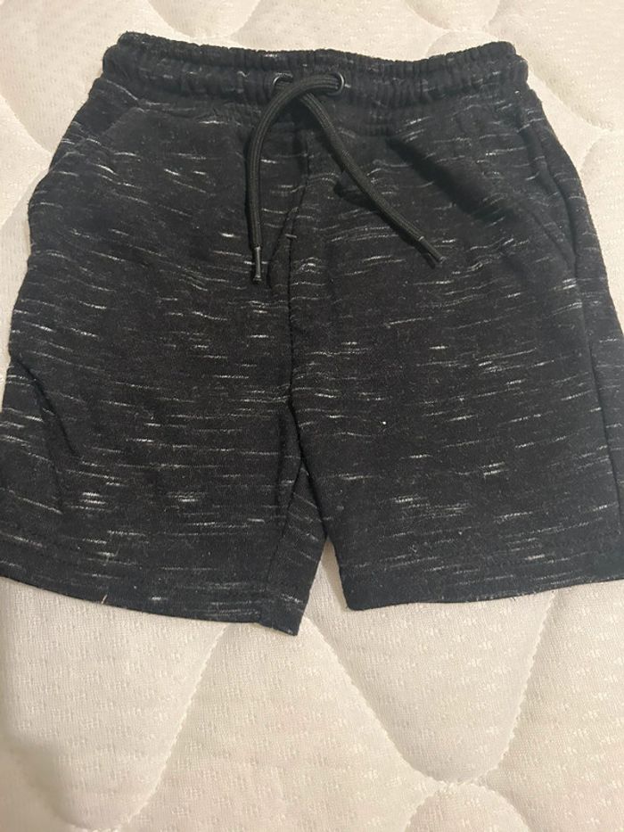 Short - photo numéro 3