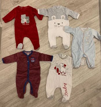 Lot pyjamas 3 mois