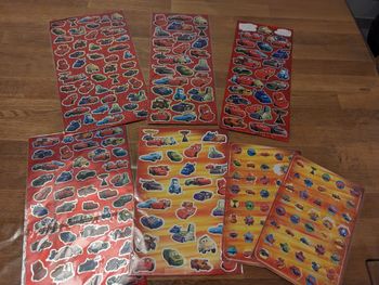 Lot de stickers cars Disney neufs
Tels que sur les photos.
Plus de 150 stickers