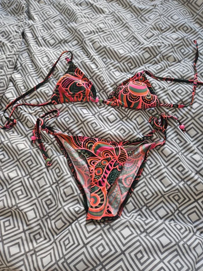 Bikini ensemble 3 suisses colorés
