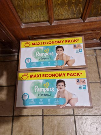 192 couches Pampers Harmonie taille 3