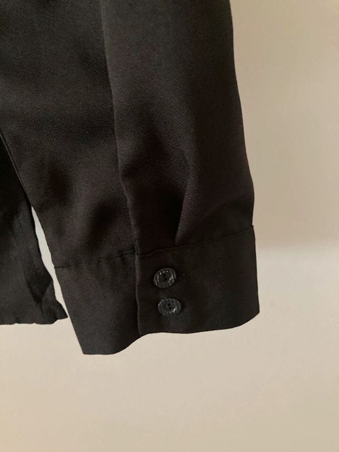 Chemise noire - photo numéro 2