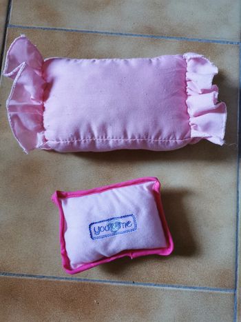 Lot accessoires coussins poupées