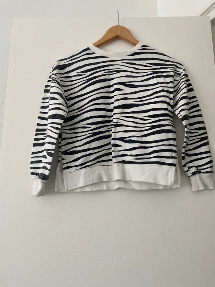 Sweat noir et blanc motif zèbre Fille 9-10 ans Mango