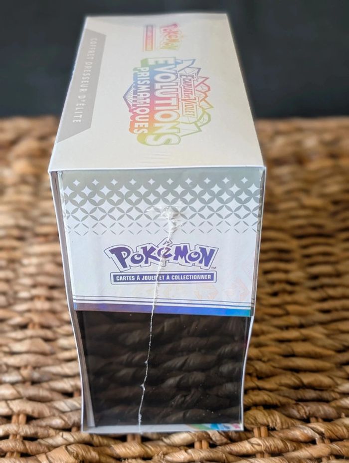 ETB Coffret dresseur d'élite Évolutions Prismatiques Pokémon EV08.5 fr - photo numéro 3